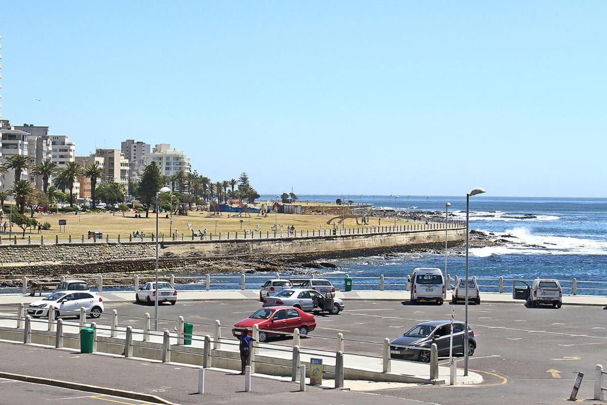 Dolphin Bay Studio With Sea Views Kaapstad Buitenkant foto