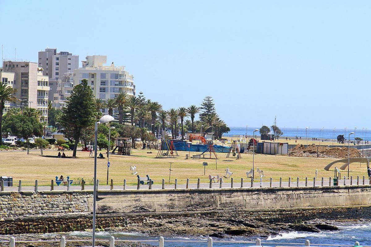 Dolphin Bay Studio With Sea Views Kaapstad Buitenkant foto